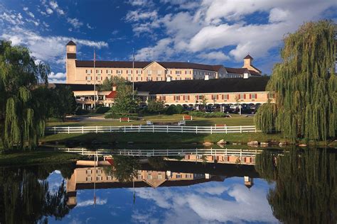Hershey lodge pa - Stay at Hershey Lodge for a comfortable and friendly experience in this distinctly Hershey resort. Enjoy free Hersheypark benefits, award-winning restaurants, spas, shopping, and more in The Sweetest Place On Earth®.